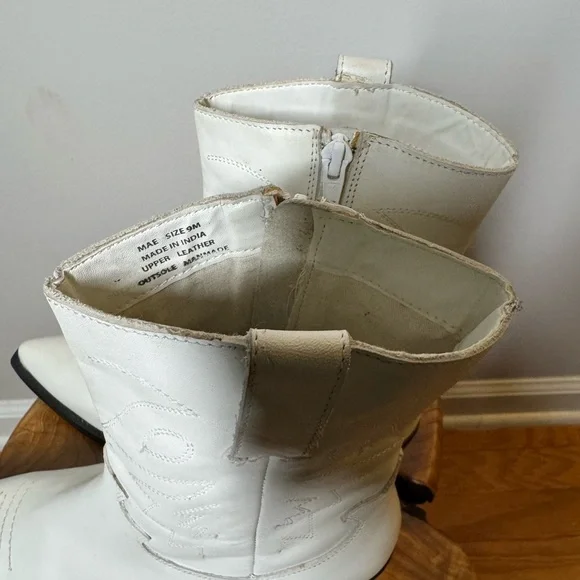 NWOT Matisse Leather White Women's Western Ankle Boots 9M - Picture 7 of 11